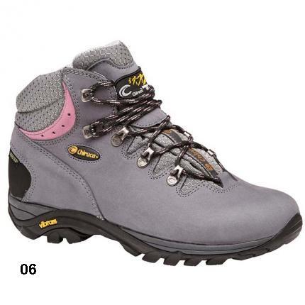 Bota Trekking para mujer modelo Caroline Chiruca.Ref:4608