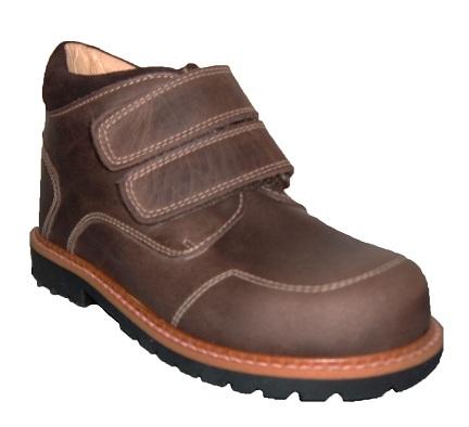 Bota para niño de la casa Clover.Ref:497