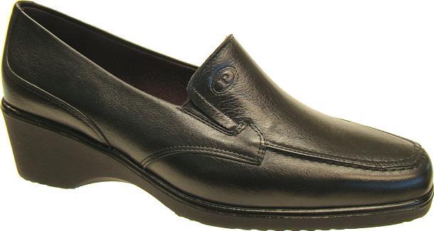 Zapato de cuña en piel para Sra. Pitillos.Ref:700