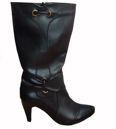 Bota alta para mujer de la casa Pilar Monet.Ref:47641