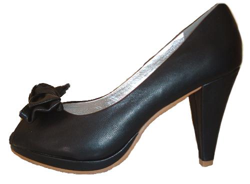 Zapato de tacon de la casa Lola Blue.Ref:30d121