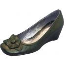Zapato juvenil de cuña de la casa Lola blue.Ref:29d525